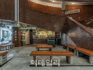 Starbucks mở cửa hàng vải, quán cà phê hoài cổ với không gian độc đáo (Hàn Quốc)