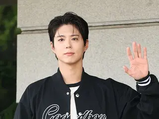 [Ảnh] Park BoGum chào đón sự nổi tiếng của "Cantabile" bằng nụ cười