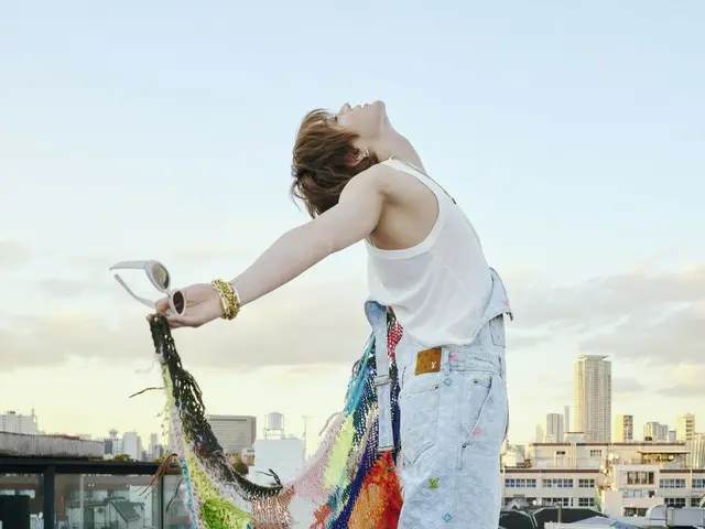 Đĩa đơn tiếng Nhật "TWISTED PARADISE" của "NCT" Yuta đứng đầu bảng xếp hạng hàng tháng của Oricon