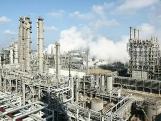 Lotte Chemical và HD Hyundai cân nhắc tích hợp các cơ sở hóa dầu để ứng phó với cuộc tấn công của Trung Quốc - Hàn Quốc