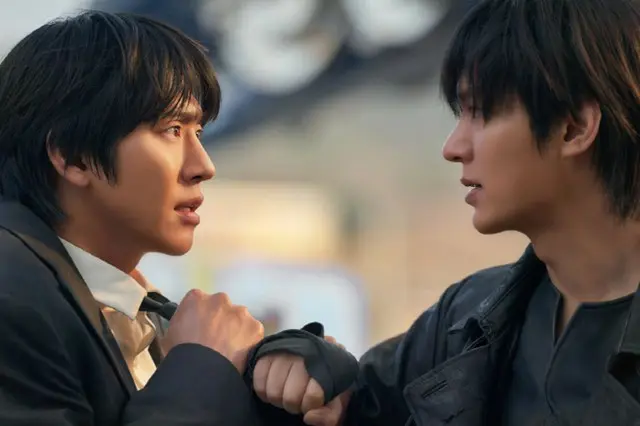 イ・ミンホ＆アン・ヒョソプ、映画「全知的おせっかい視点」で胸ぐらをつかんで激しい対立