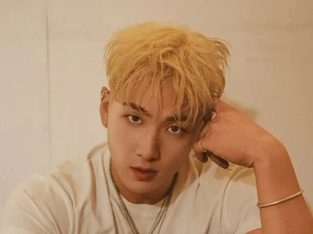 Ca sĩ Baekho tung ảnh concept... bước tiến mới với tư cách là nghệ sĩ solo