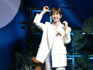 [Video Report] Onew (SHINee) tổ chức showcase giới thiệu album thứ 2 "PERCENT"