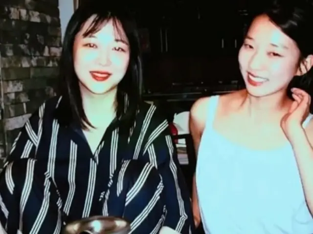 Sulli (cựu thành viên f(x)) quá cố nhớ lại vẻ đẹp của mình khi còn sống... Nữ diễn viên Kim Sun A, bạn thân của cô, tiết lộ