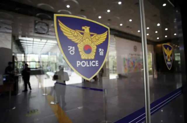 マンションのごみ置き場から実弾44発が発見される…CCTVに映るのは現職警察官＝韓国