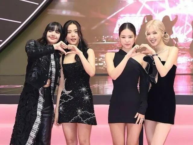 BLACKPINK sẽ trở lại vào tháng 11 với album mới... Người hâm mộ trên toàn thế giới đang rất phấn khích