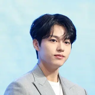 Lee Jin Woo（GHOST9）