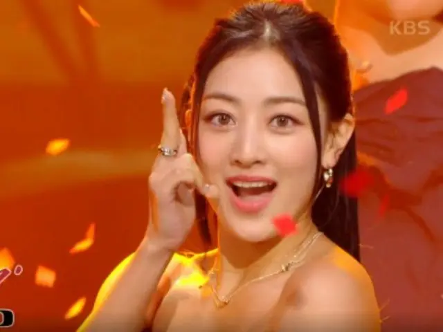 "TWICE" Jihyo, quán quân solo đầu tiên trên "Music Bank" ... "Tôi rất biết ơn"