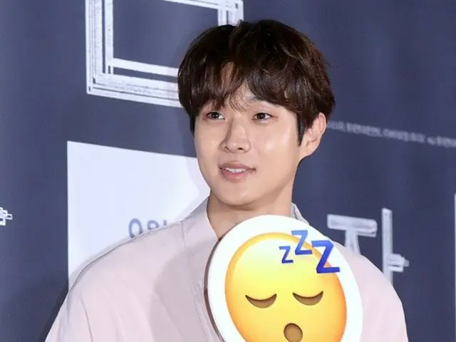 [Ảnh] Choi Woo-shik và Hwang Minhyun tham gia buổi xem trước VIP của "Sleeping"... "Hãy xem nhiều nhé"