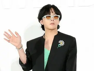 [Ảnh] "BIGBANG" G-DRAGON tham gia sự kiện công khai bộ sưu tập của thương hiệu "WE11DONE" của chị gái mình... Điểm nhấn là màu bạc hà