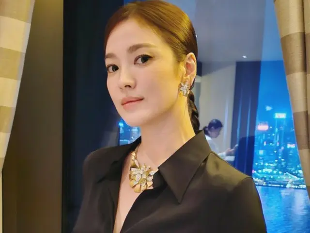 Nữ diễn viên Song Hye Kyo, nhan sắc đẳng cấp quốc tế...nụ cười làm say đắm cả thế giới