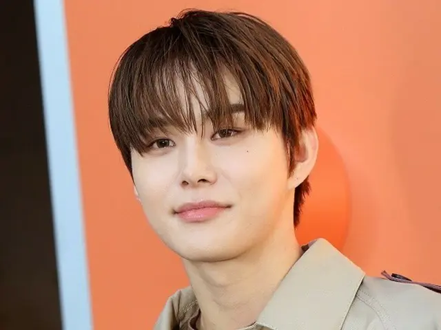 [Ảnh] "NCT's" Jungwoo tham gia sự kiện chụp ảnh kỷ niệm khai trương cửa hàng pop-up của thương hiệu giày và túi xách Ý "TOD'S"