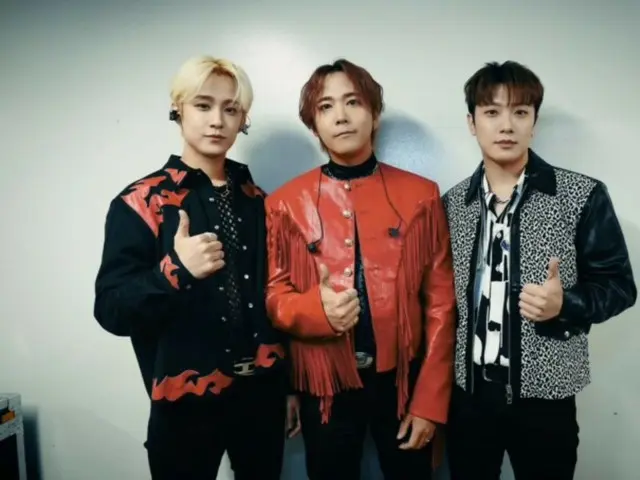 "FTISLAND" chào mừng sau màn trình diễn nhiệt huyết ở Kobe... "Hôm nay vui quá"