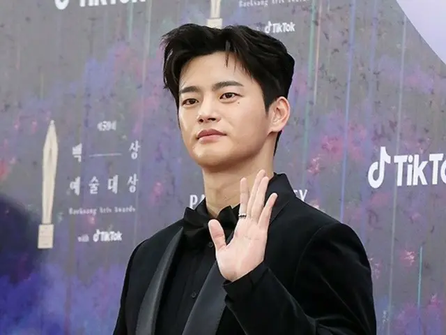 Fancafe "Cookie" của Seo In Guk quyên góp tiền tài trợ cho Korea Heart Foundation nhân dịp sinh nhật anh