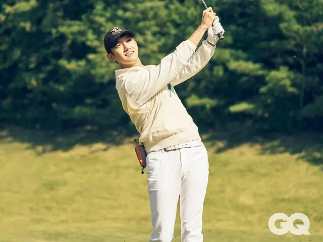 "TVXQ" Changmin tham gia "vòng tự do" cùng golf chuyên nghiệp & "SHINee" Minho