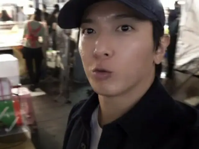 "CNBLUE" Jung Yong Hwa khám phá chợ đêm TAIPEI! VLOG được phát hành (có video)