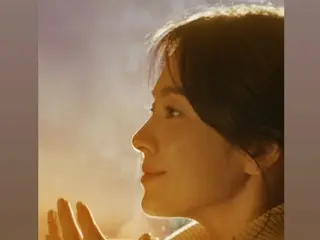 Nữ diễn viên Song Hye Kyo, bạn không thể không bị hớp hồn bởi góc nghiêng xinh đẹp của cô ấy... Ra mắt quảng cáo mới (có video)