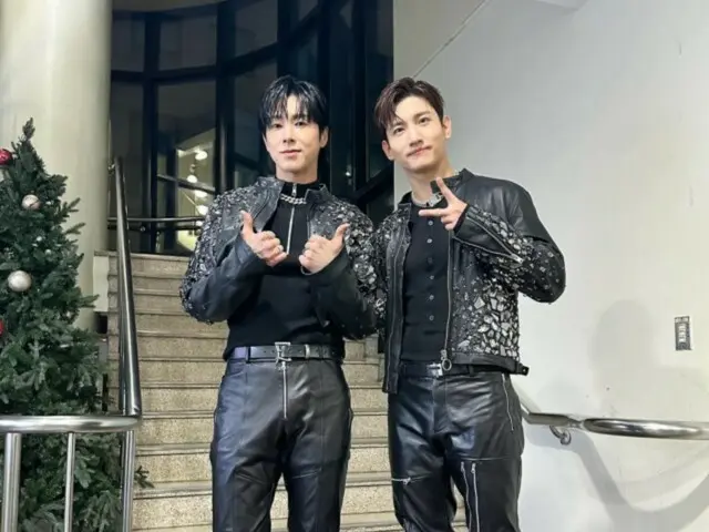 “TVXQ” bị quyến rũ bởi phong cách đẹp của cô ấy…Xuất hiện trên “Music Bank”