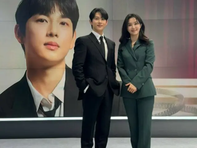 Im Siwan (ZE:A) xuất hiện trên "Newsroom" vào ngày 7...Đã phát hành hai cảnh quay với phát thanh viên Kang Ji-young