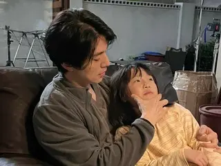 Nam diễn viên Lee Dong Wook tiết lộ cảnh quay phim "The Killer's Shop"... Thực ra anh là chú và cháu gái thân thiết