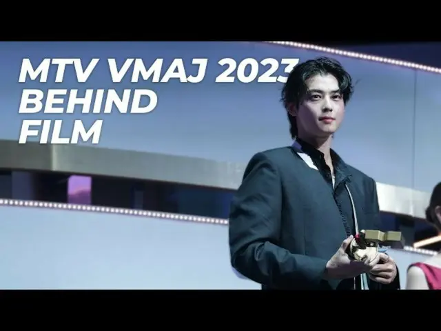 "ASTRO" Cha Eun Woo tung đoạn phim hậu trường của "MTV VMAJ" anh tham gia vào tháng 11 năm ngoái (có video)