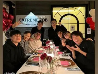 Từ nam diễn viên Ryu Seung Ryong, Gong Myung đến Lee HoNey, họ vẫn gặp nhau sau 5 năm ra mắt bộ phim Extreme Job