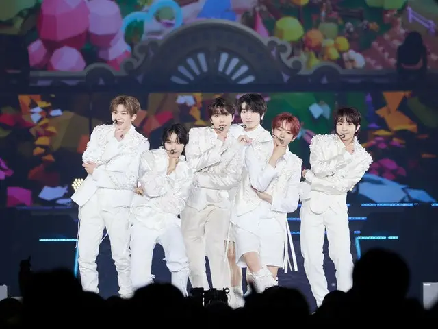 "NCT WISH" xuất hiện lần đầu tiên tại Tokyo Dome...'WISH' sảng khoái và đầy đam mê