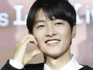Song Jong Ki lần đầu biểu diễn bằng phương ngữ Triều Tiên trong phim "Ro Giwan" của Netflix... "Tôi muốn trở nên tươi mới"