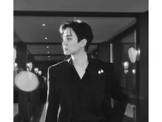 "2PM" Junho toát lên vẻ quyến rũ sang trọng trong bộ vest đen ... Visual quý phái khiến bạn không khỏi ngưỡng mộ