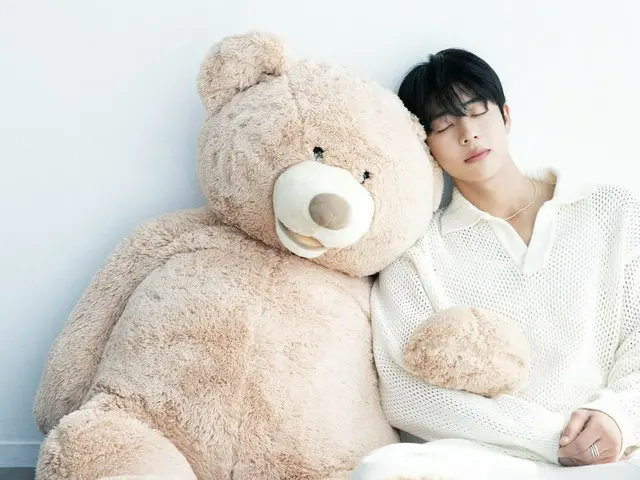 Nam diễn viên Chae Jong Hyeop, visual đốn tim trong bộ ảnh kép với chú gấu dễ thương
