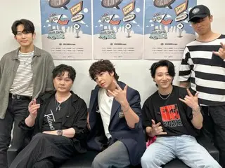 Ban nhạc "CHIMIRO" của Jang Keun Suk đã kết thúc buổi biểu diễn của họ ở Nagoya... Hãy thể hiện sức hút của họ bằng cách giơ ngón tay cái lên