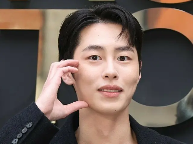 [Ảnh] Nam diễn viên Lee Jae Woo tham gia sự kiện kỷ niệm khai trương cửa hàng pop-up “CHANEL COCO CRUSH”