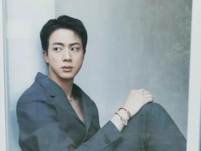 "BTS" JIN, tung ra trước những đoạn cắt yêu thích của anh ấy...Tỏ ra nghi thức lịch sự