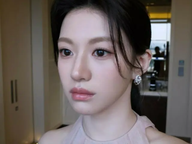 Go YoungJung tập trung vào “vẻ đẹp AI” phi thực tế của mình