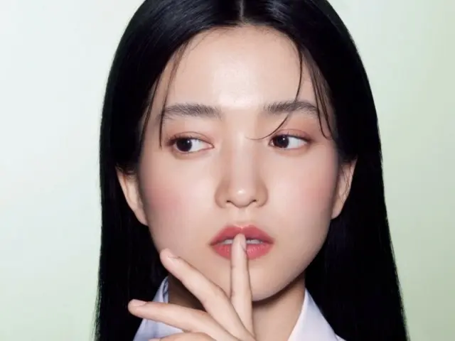 Kim TaeRi được chọn làm đại sứ thương hiệu làm đẹp đầu tiên của Prada tại Hàn Quốc