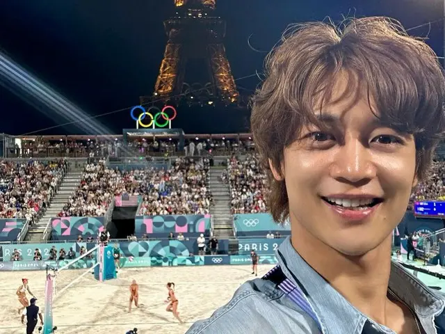 "SHINee" Minho tiết lộ tình hình gần đây từ Paris...Xem bóng chuyền bãi biển