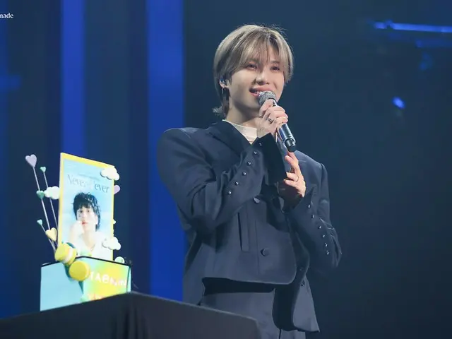 "SHINee" Taemin tiết lộ những hình ảnh hậu trường buổi fanmeeting "Never-Never"