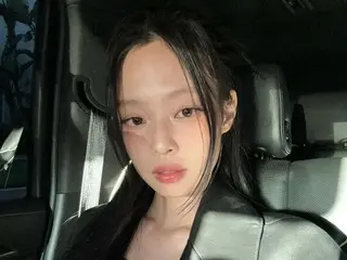 "BLACKPINK" Jennie bùng nổ với vẻ đẹp sang chảnh trong phong cách đen