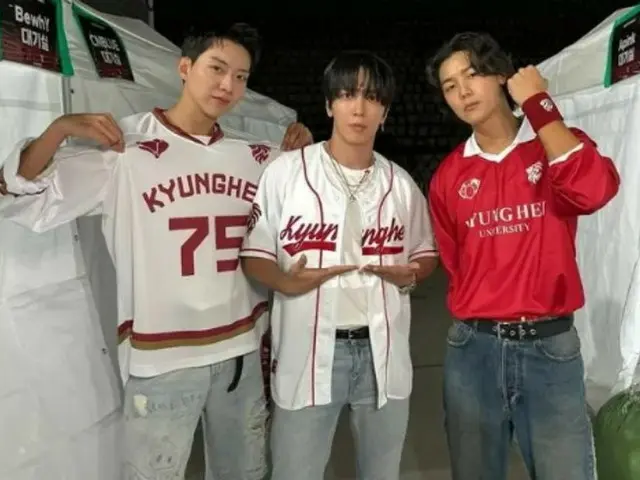 Khán giả của CNBLUE gục ngã khi biểu diễn tại lễ hội trường đại học... Khen ngợi phản ứng hoàn hảo