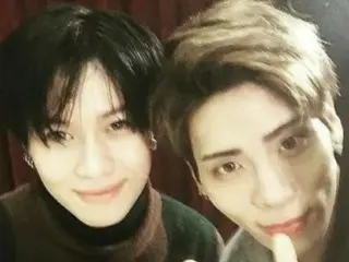 “SHINee” Taemin muộn màng tiết lộ kỷ niệm với Jong Hyun… “Tôi đi chân trần về nhà để bảo vệ mình…”