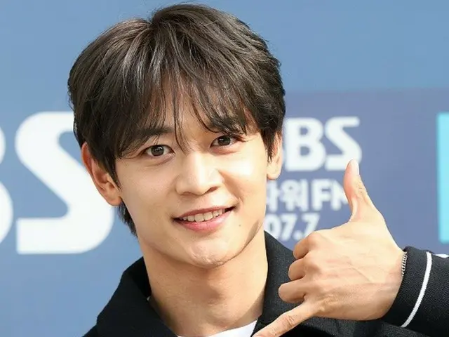 Minho "SHINee" đã xuất hiện trong các chương trình tạp kỹ sau thời gian làm ca sĩ phim truyền hình và kịch...Anh ấy sẽ là huấn luyện viên đặc biệt cho "Run, Fire Girl"