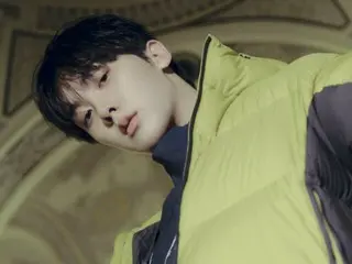 ``ASTRO'' YOON SANHA khoe sức hút sảng khoái và phóng khoáng