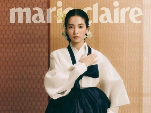 Kim TaeRi làm say đắm thế giới với Hanbok thanh lịch