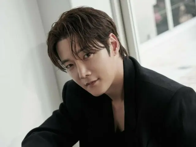 Nam diễn viên Choi Jin-hyuk đã kết thúc thành công chuyến lưu diễn fancon của mình tại 7 thành phố châu Á...Nhận thấy sự nổi tiếng của bộ phim truyền hình "Miss Night & Miss Day"