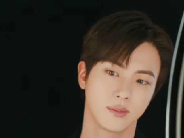 "BTS" JIN, video năm mới cùng "Fred" thu hút sự chú ý từ khắp nơi trên thế giới (có video)