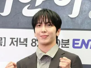 Jung Yong Hwa của CNBLUE gửi lời nhắn dài tới người hâm mộ về việc hoãn buổi hòa nhạc... "Tình yêu của các bạn đang giúp tôi khỏe lại nhanh hơn bất kỳ loại thuốc nào"