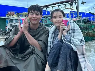 IU và Park BoGum tung bản B-cut từ phần 2 của "Thank You"... Một bầu không khí ấm áp