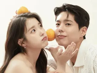 IU tung ảnh B-cut chụp cặp đôi với Park BoGum... hậu trường ấm lòng của "Cảm ơn vì đã làm việc chăm chỉ"