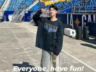 TVXQ's Yunho (U-KNOW) đăng ảnh trước "SMTOWN LIVE 2025 in LA"