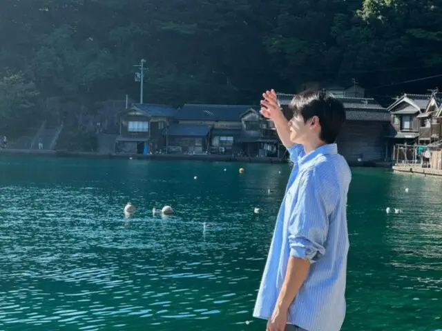 Cha Eun Woo của ASTRO, tỏa sáng hơn cả mặt nước... tận hưởng Kyoto (có video)